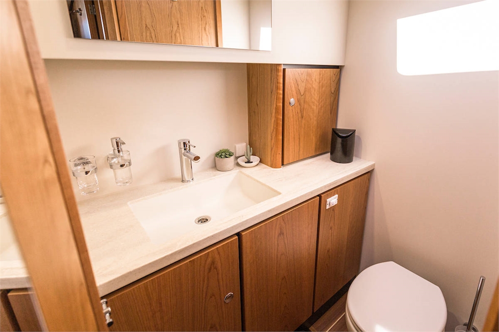 Linssen Grand Sturdy 45 AC